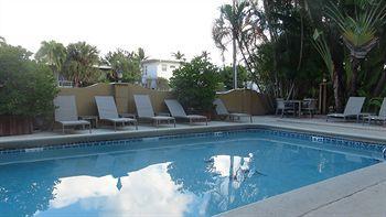 Hotel Tropi Rock