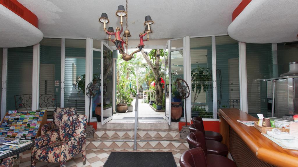 Hotel Manhattan Tower Fort Lauderdale