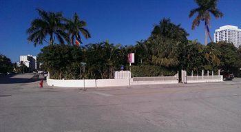 Hotel Grand Palm Plaza Fort Lauderdale