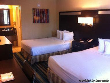 Days By Wyndham Lauderdale Airport Cruise Port Fort Lauderdale