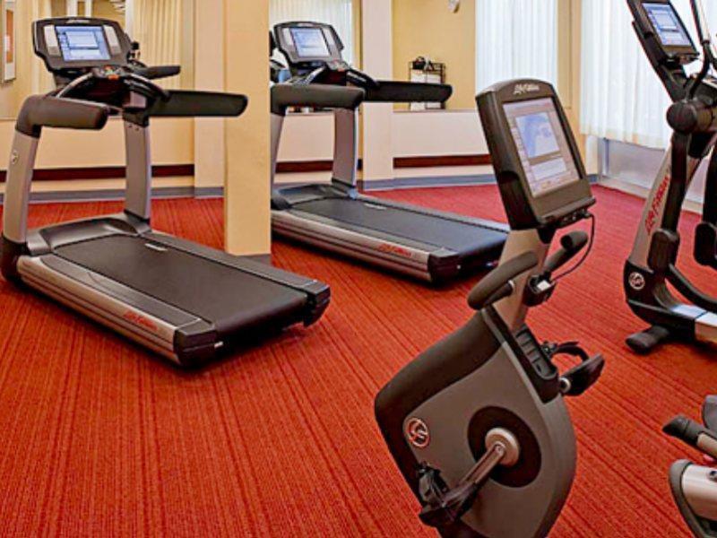 Hyatt Place Lauderdale Cruise Port & Convention Center Hotel