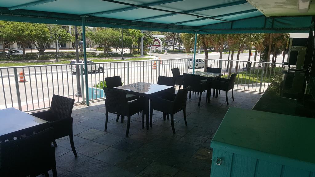 Travelodge By Wyndham Lauderdale