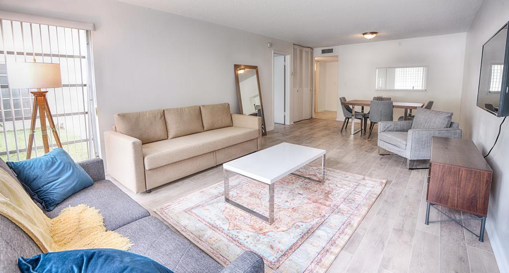 Apartment Artrageous On The River By Rocketstay *