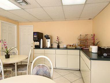 Travelodge By Wyndham Lauderdale