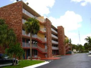 Days By Wyndham Lauderdale Airport Cruise Port Hotel 2*
