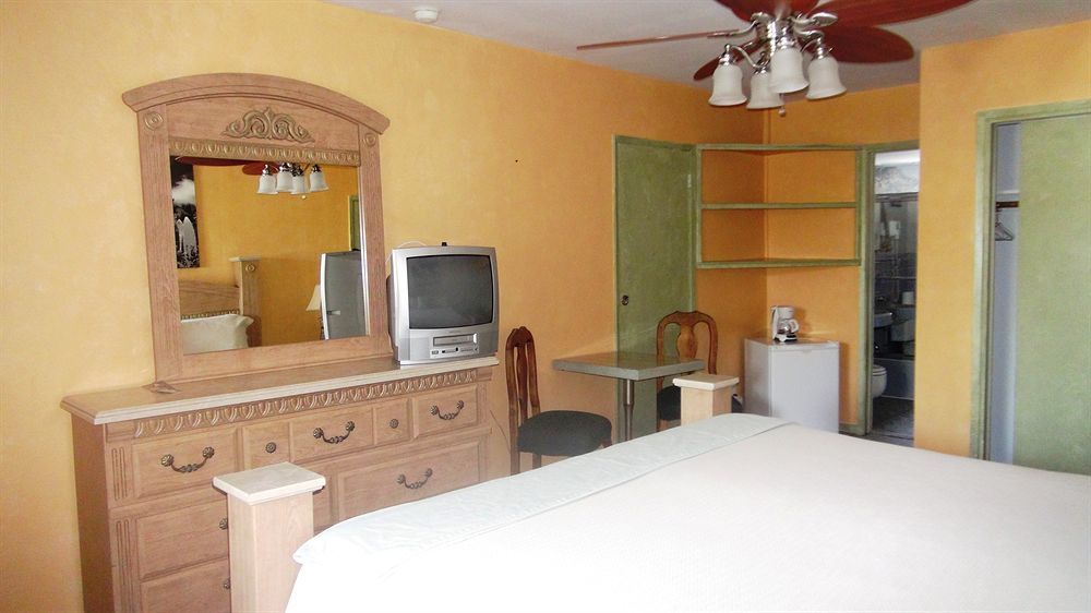 Tropi Rock 2* Fort Lauderdale