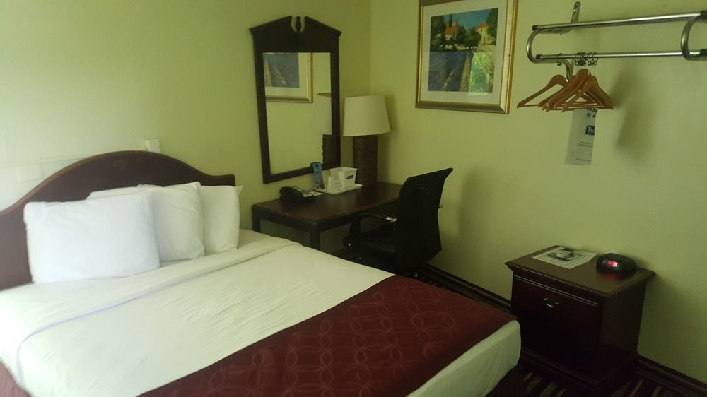Travelodge By Wyndham Lauderdale Hotel 3*
