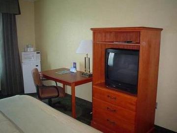 Express Lauderdale Cruise-airport By Ihg Resort 3*