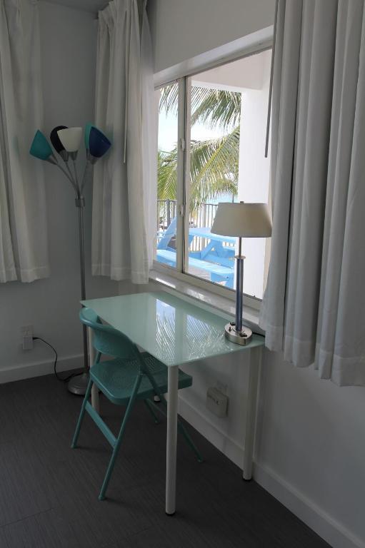 Snooze Hotel Fort Lauderdale