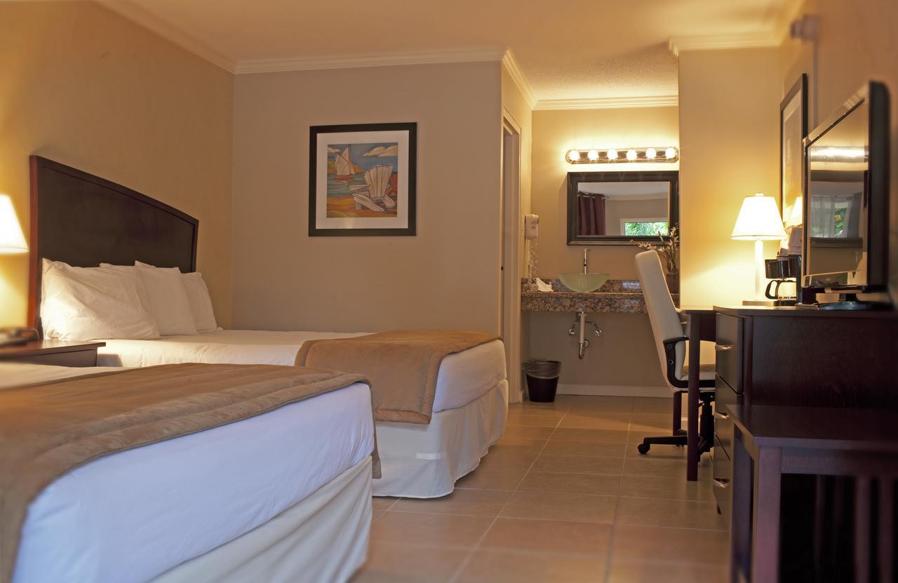 Rodeway Hotel