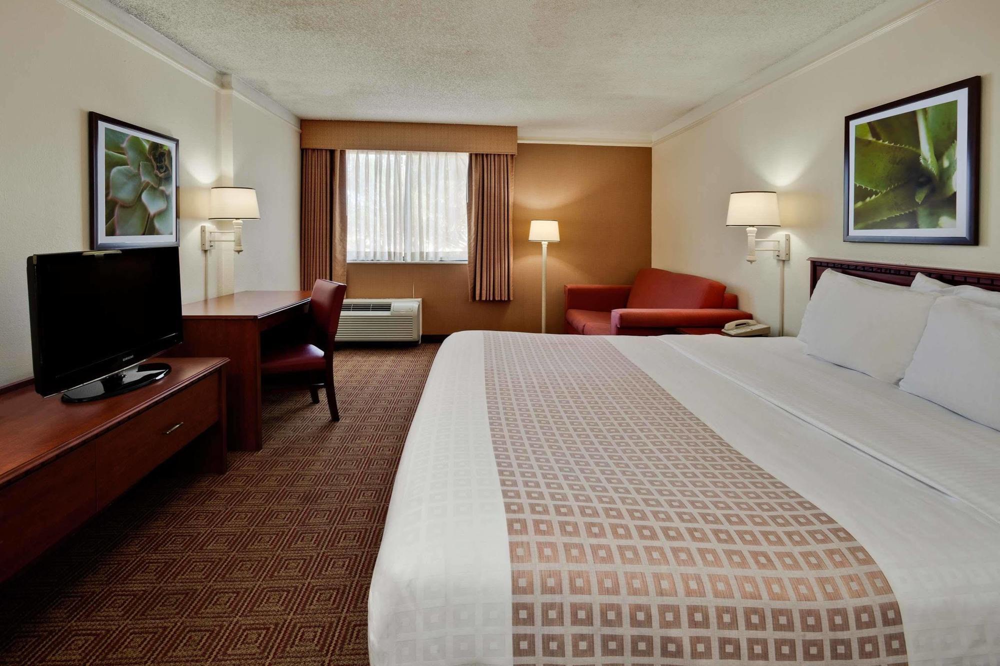 Hampton Ft. Lauderdale-cypress Creek Hotel