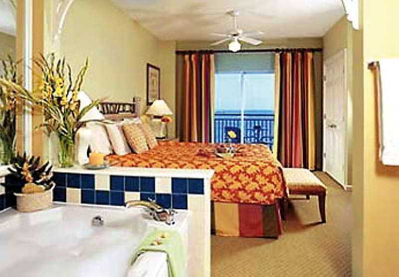 Marriott's Beachplace Towers Hotel