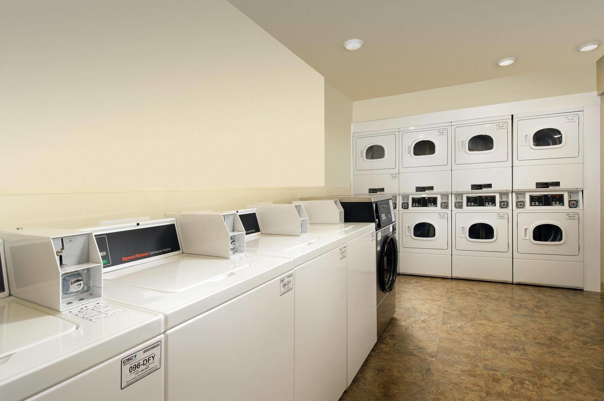 Hotel Extended America Select - Lauderdale - Airport - West