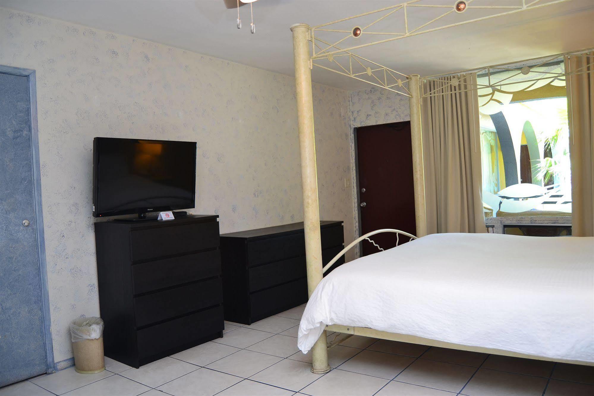 Tropi Rock Hotel Fort Lauderdale