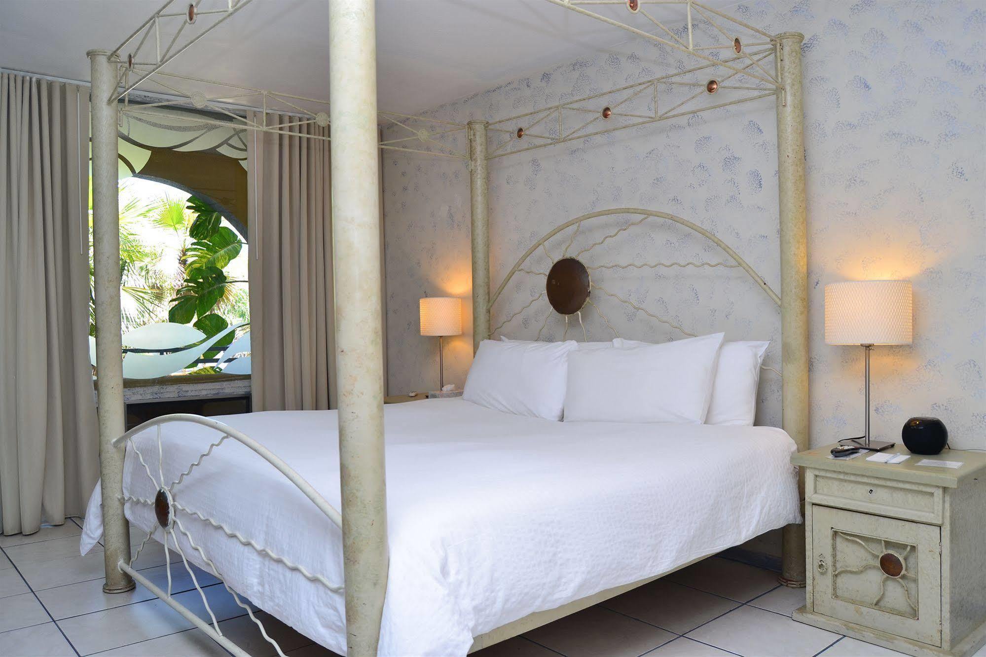 Hotel Tropi Rock Fort Lauderdale
