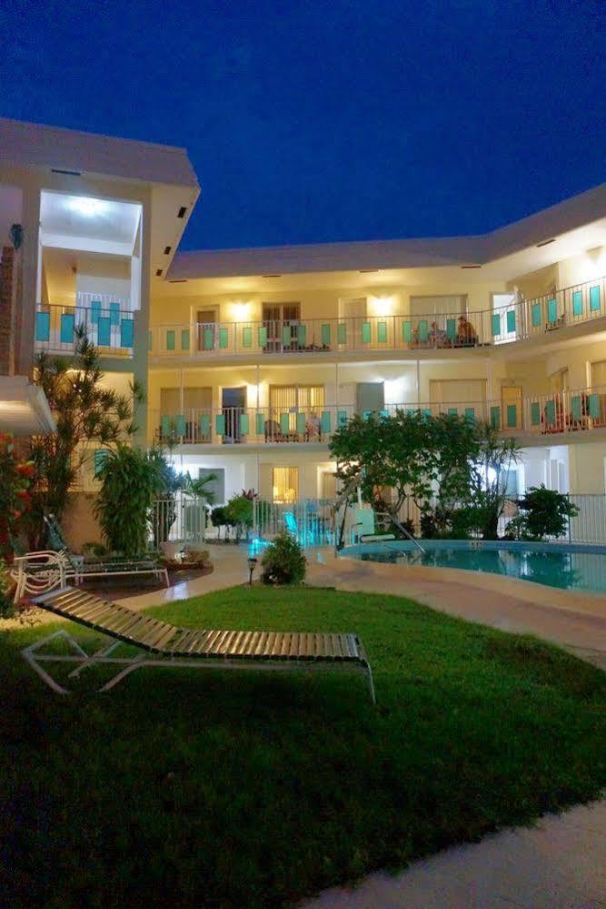 Deco Boutique Hotel 3*