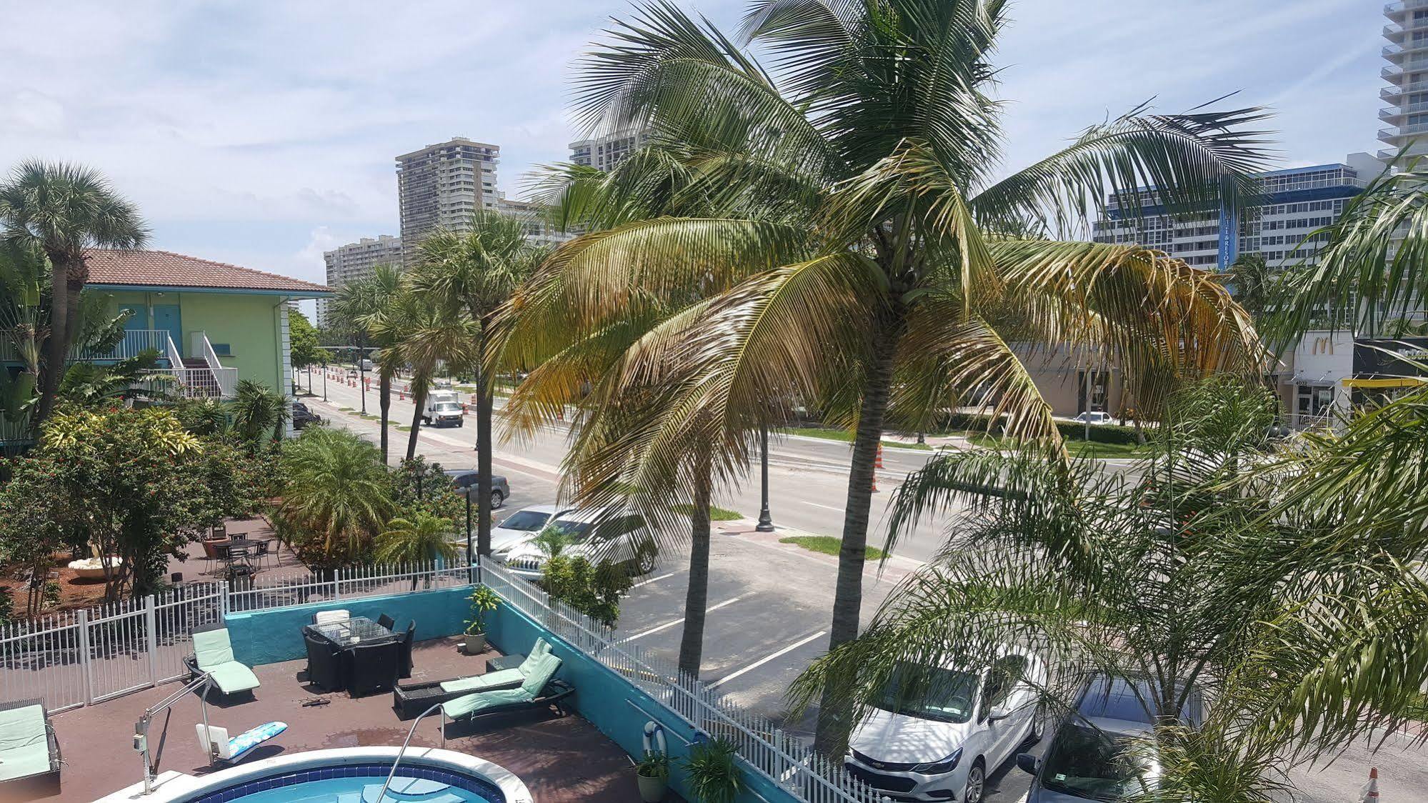 Travelodge By Wyndham Lauderdale Fort Lauderdale