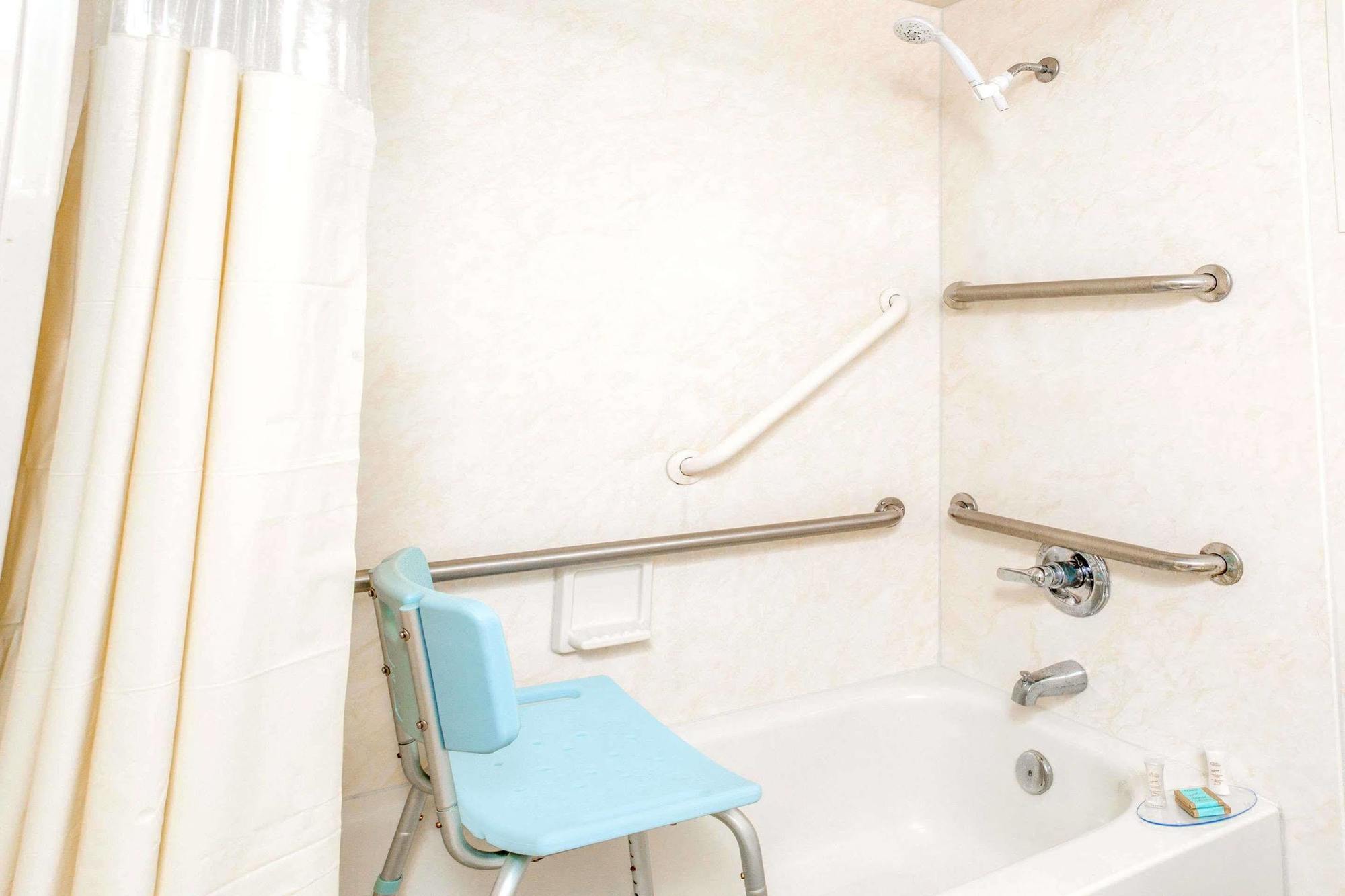 Travelodge By Wyndham Lauderdale Hotel Fort Lauderdale
