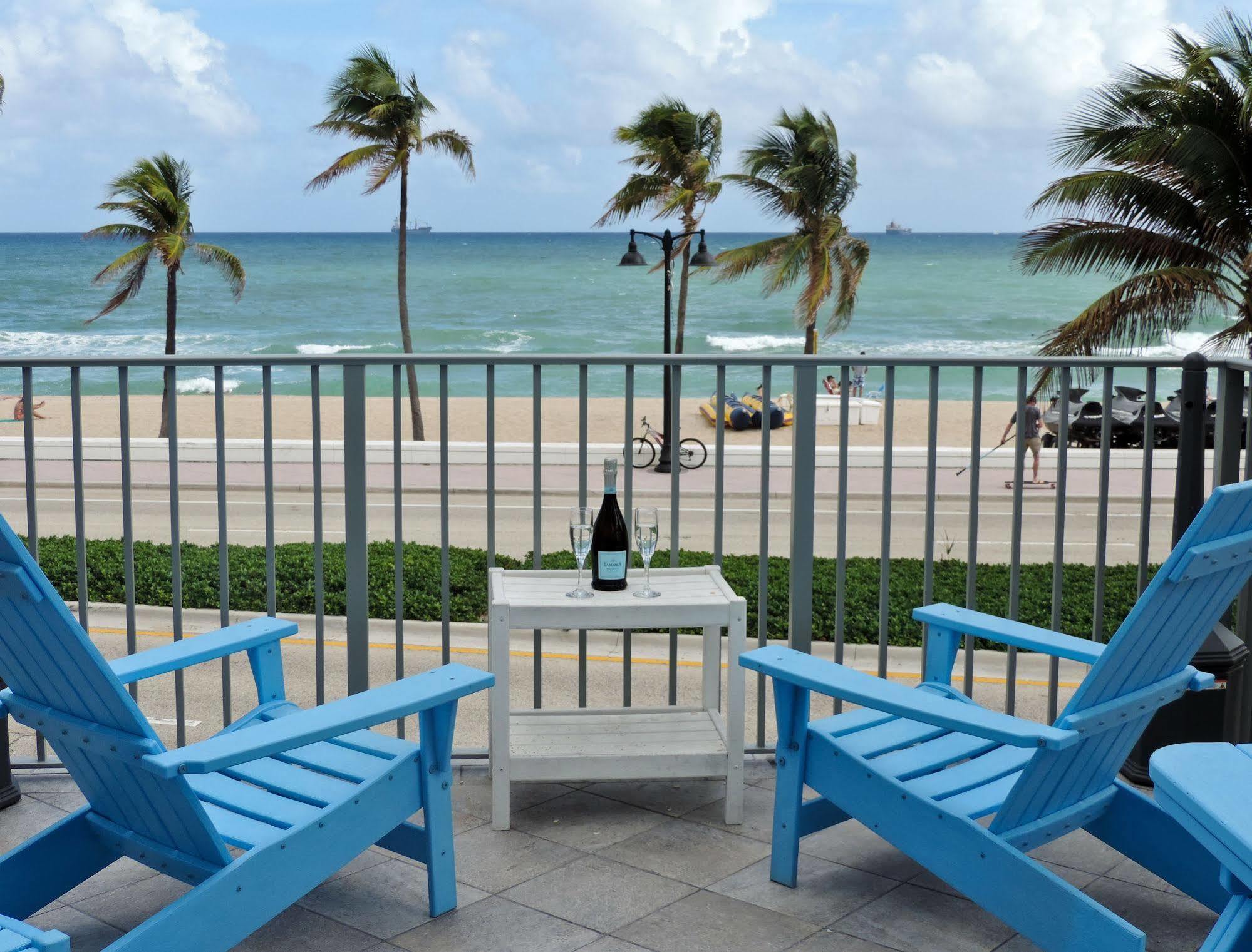 Snooze 2* Fort Lauderdale
