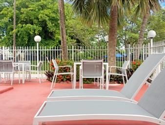 Hotel Travelodge By Wyndham Lauderdale Fort Lauderdale