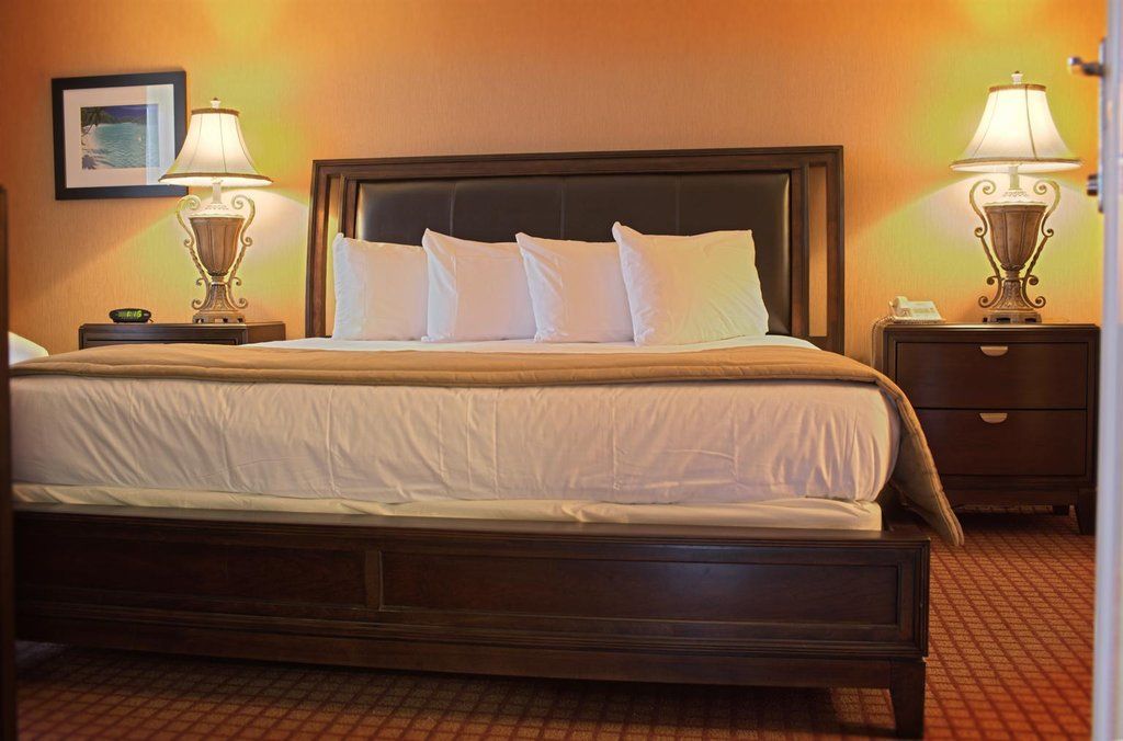 Hotel Universal Palms & Conference Center 3*