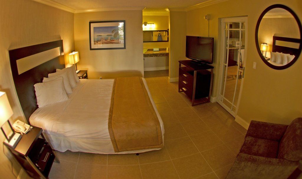 Universal Palms & Conference Center Hotel