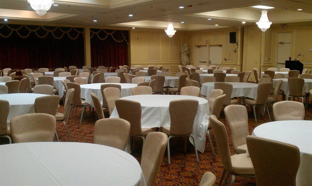 Universal Palms & Conference Center Hotel 3*