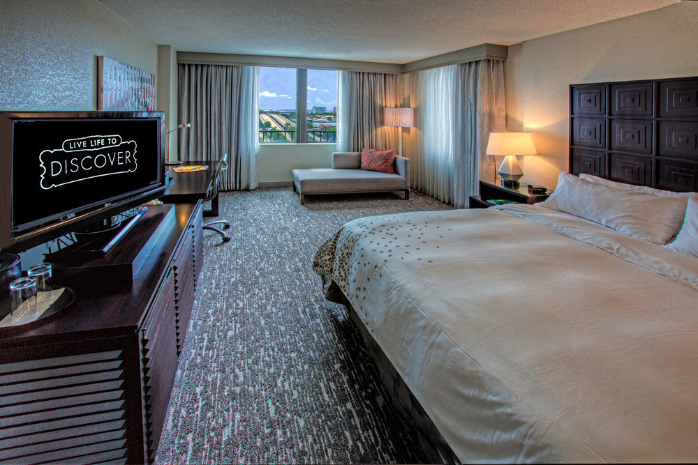 Renaissance Lauderdale Cruise Port Fort Lauderdale