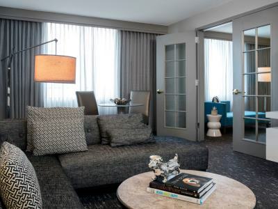 Hotel Renaissance Lauderdale Cruise Port