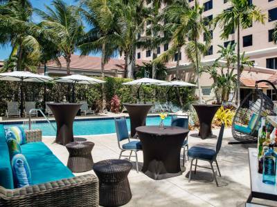 Renaissance Lauderdale Cruise Port Hotel 4*
