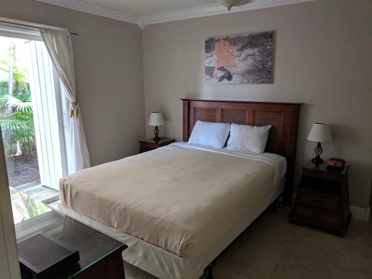 Hotel Manhattan Tower Fort Lauderdale
