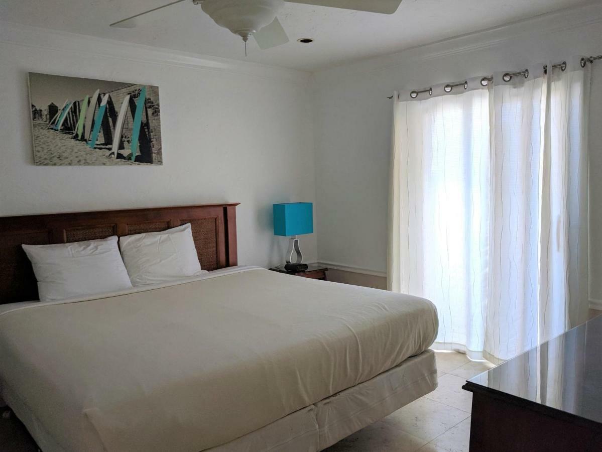 Hotel Manhattan Tower 3*