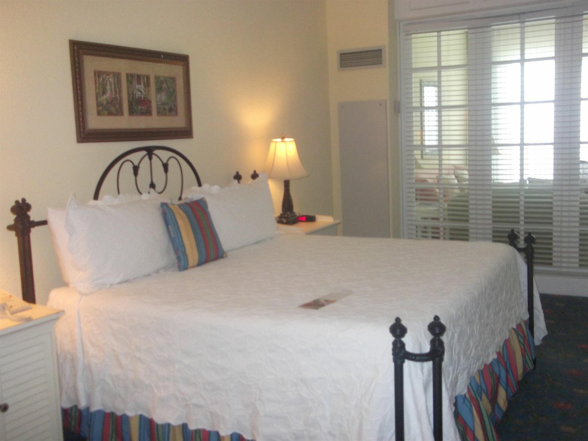 Pelican Grand Resort, A Noble House Resort