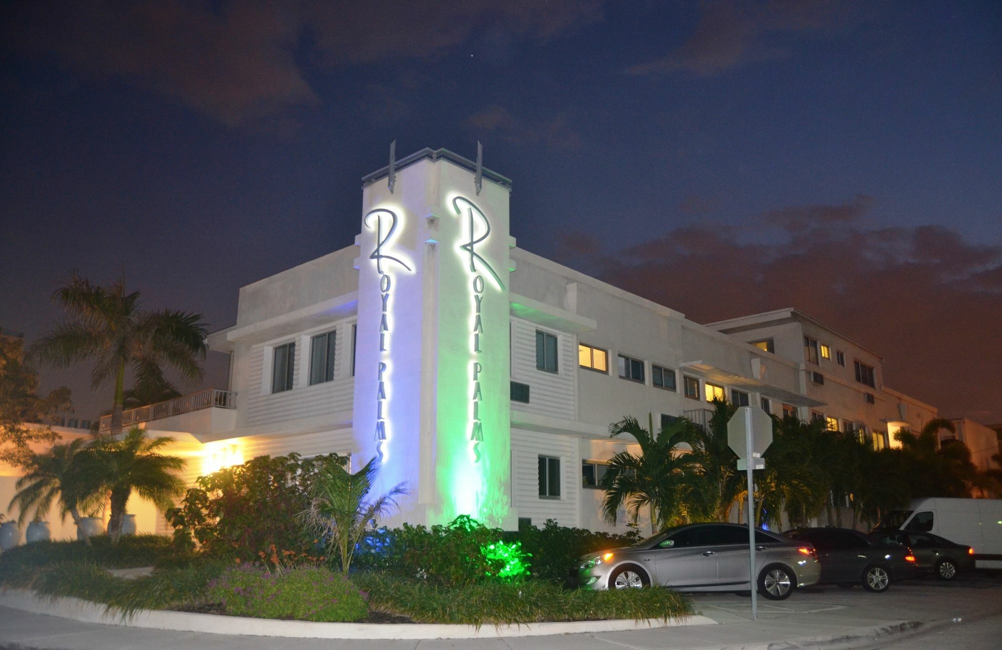 Royal Palms & Hotel 3*