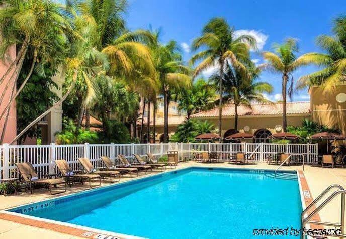 Courtyard By Marriott Lauderdale North/cypress Creek Hotel