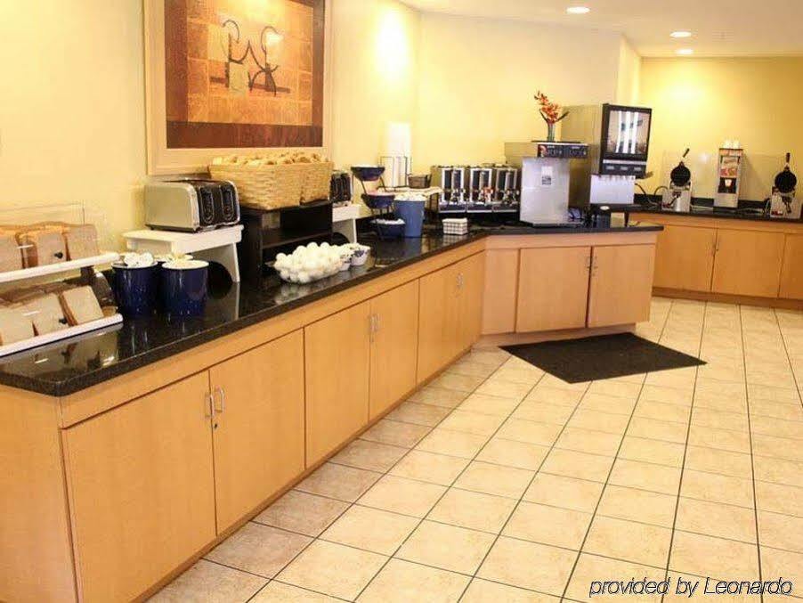 La Quinta By Wyndham Lauderdale Pompano Hotel