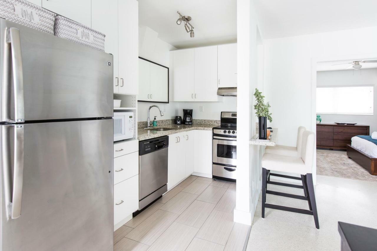 Apartment Lovely On The Canal With A Pool Fort Lauderdale