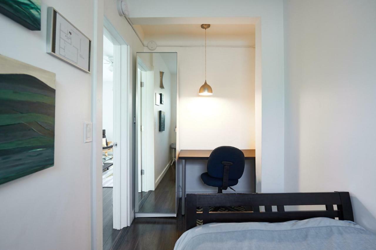 Clean Cosy Flat, Steps From The Fort Lauderdale