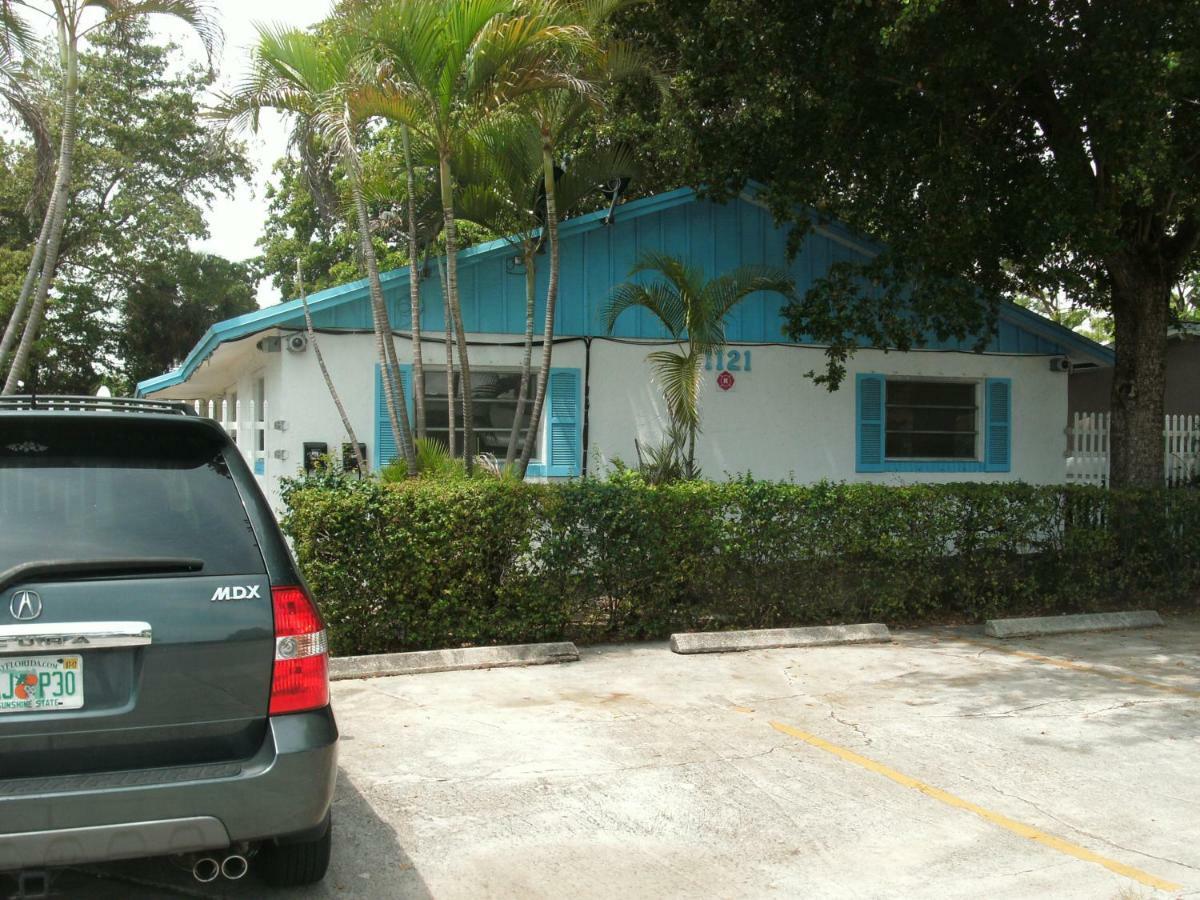 Apartment Newly Furnished Large, Clean, Quiet Private Unit *