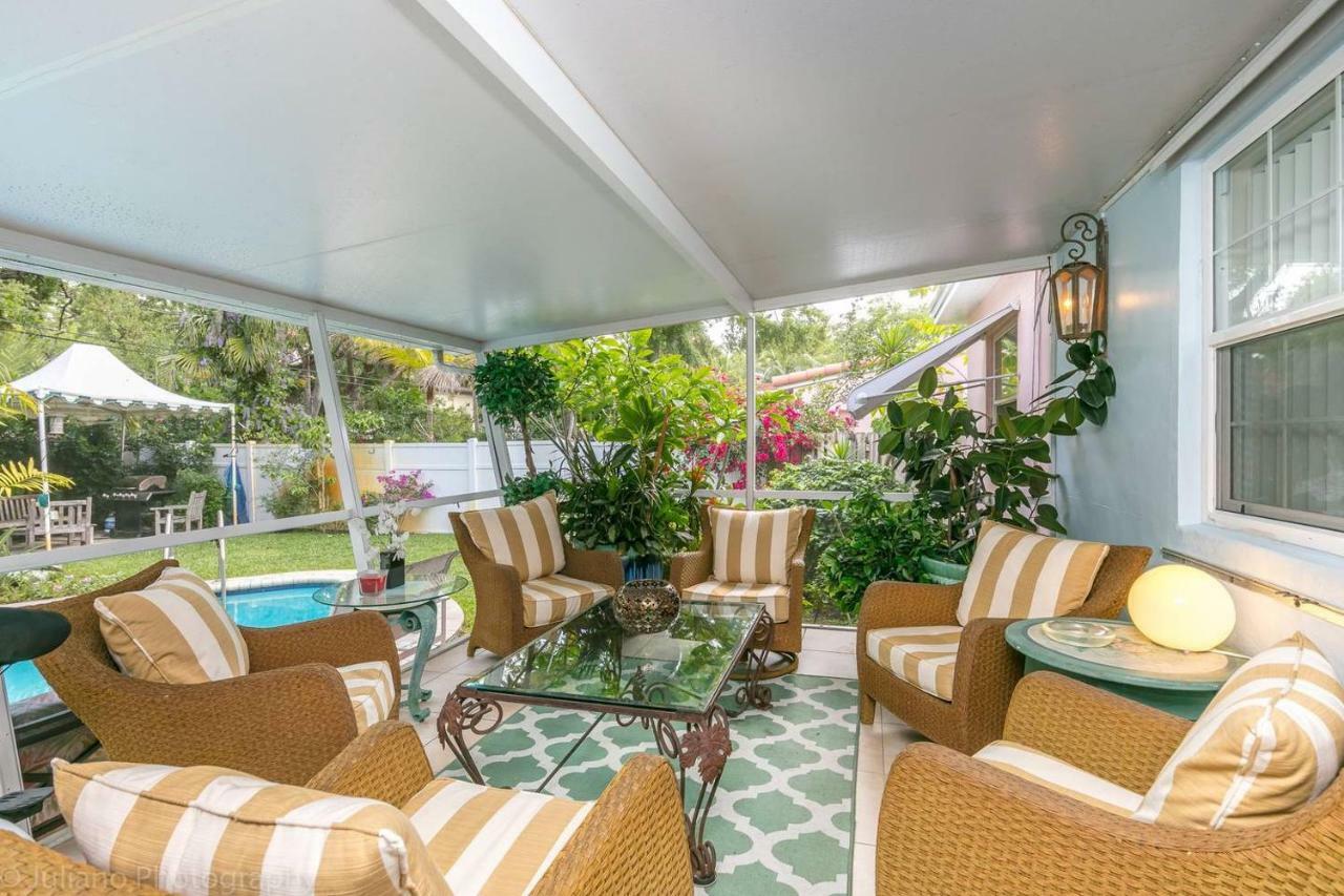 Villa Floral Oasis *