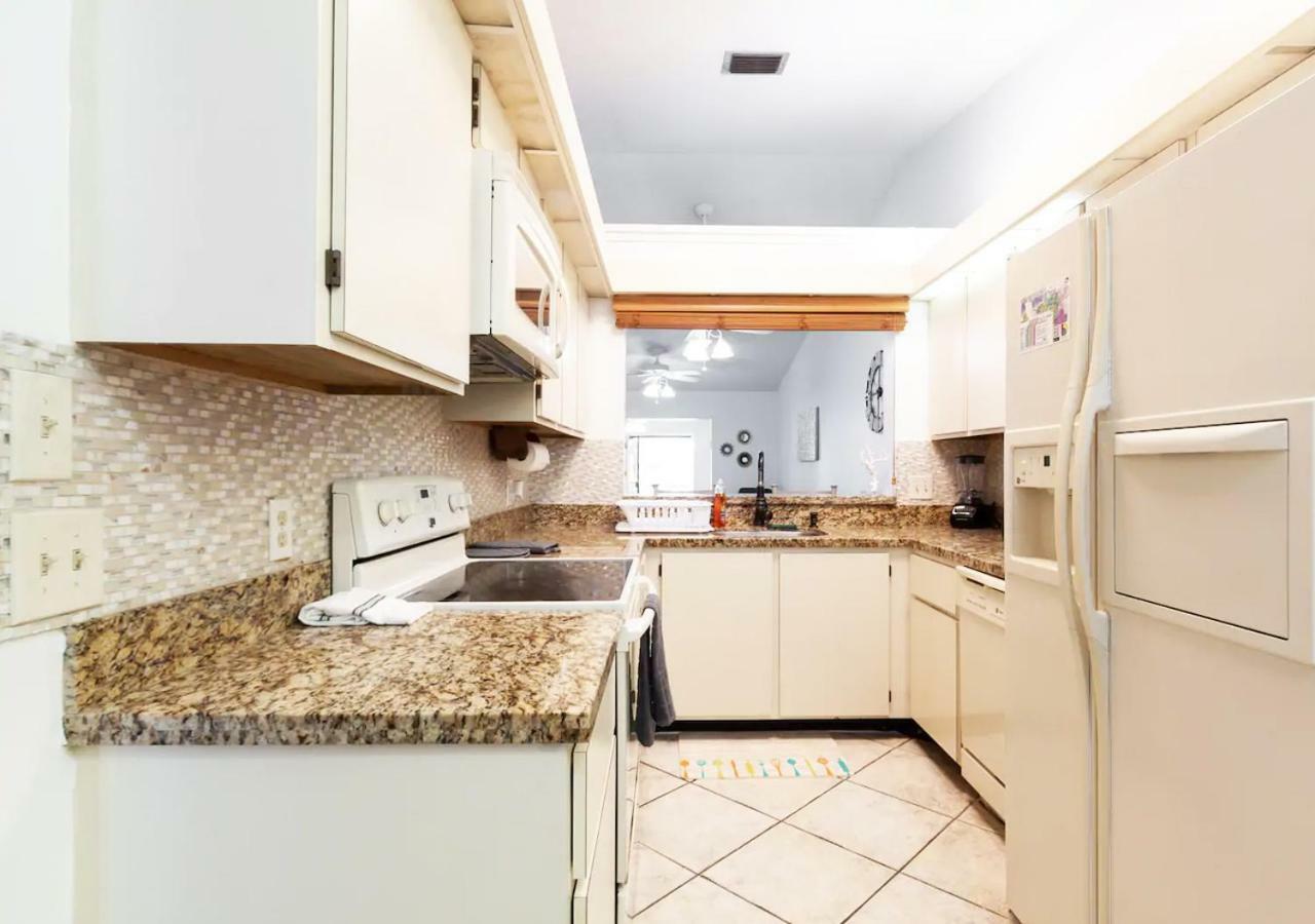 3,2 Lake House With Water Front Bar * Fort Lauderdale
