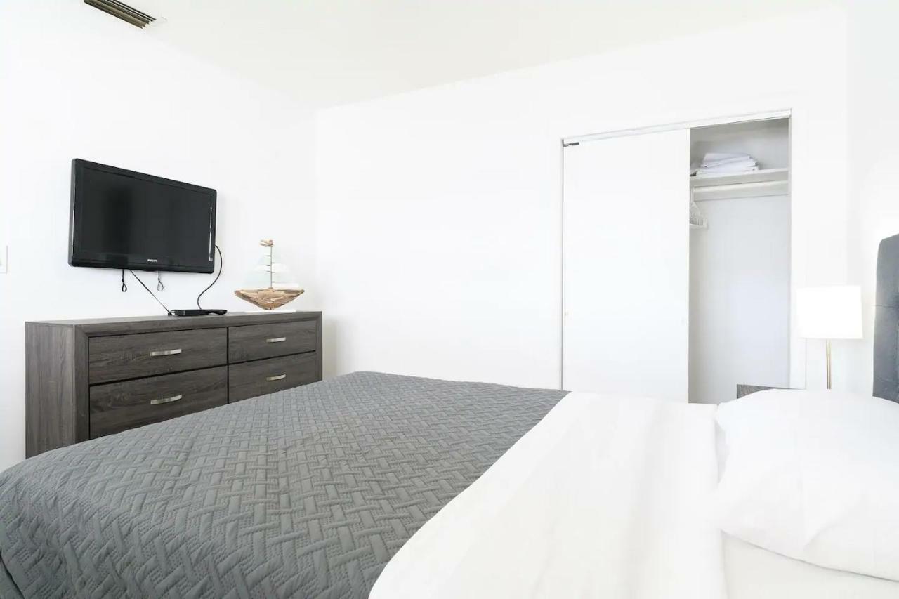 Holiday home Docking Area - 3/2 Lake House - Water Activities And Docking Area *