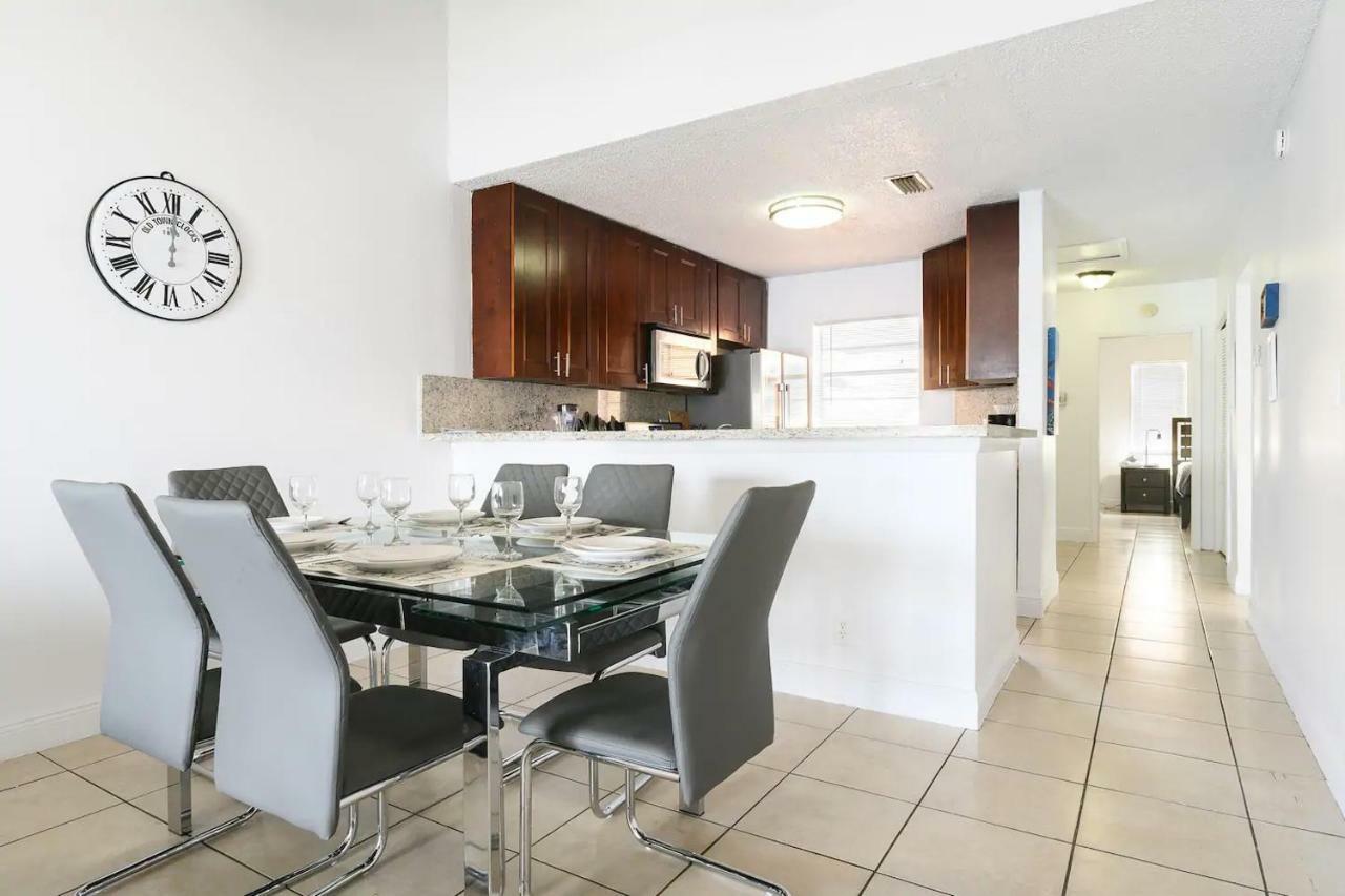 Docking Area - 3/2 Lake House - Water Activities And Docking Area * Fort Lauderdale