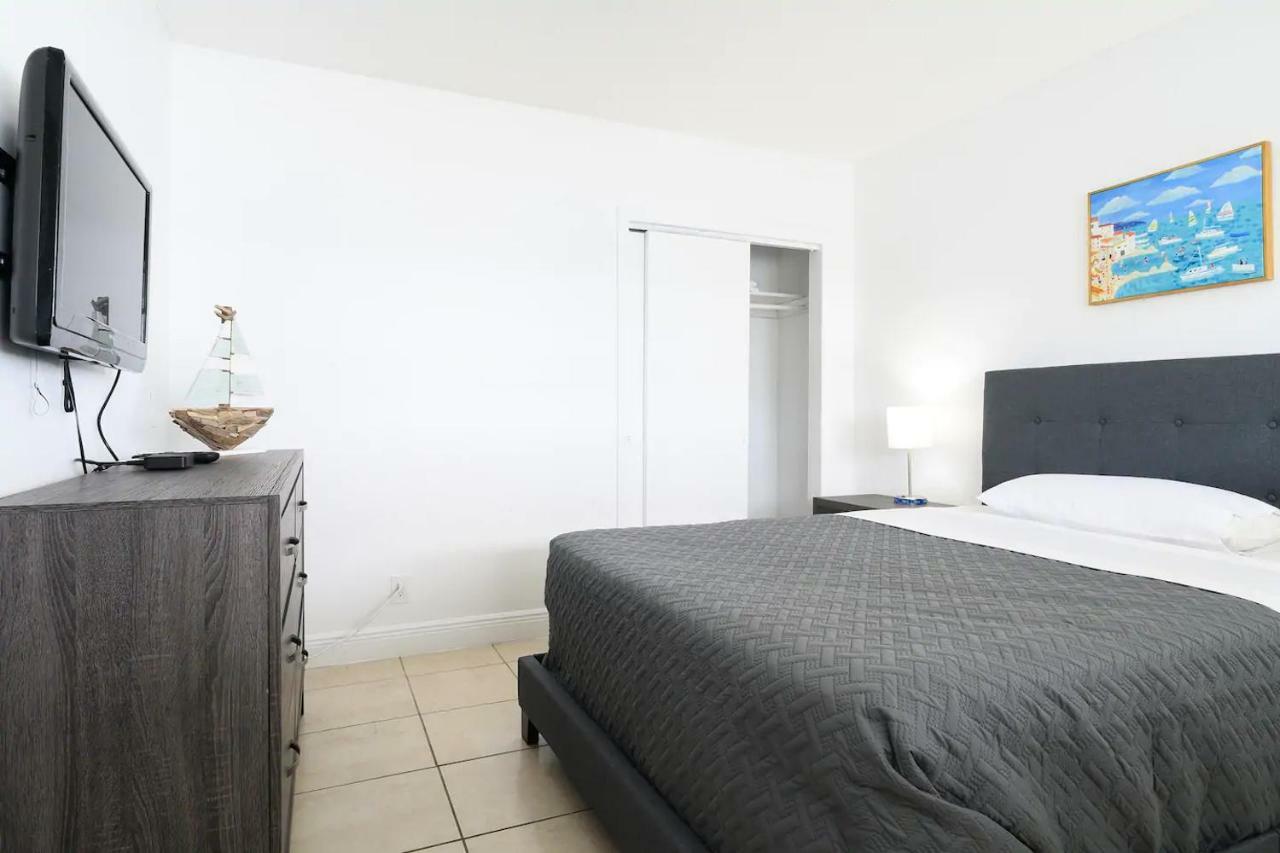 Docking Area - 3/2 Lake House - Water Activities And Docking Area Holiday home *