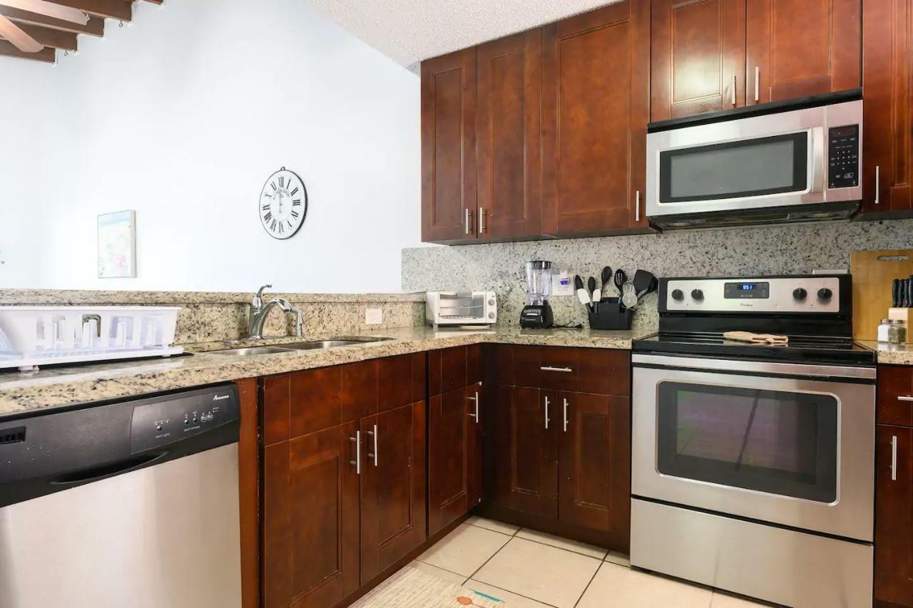 Docking Area - 3/2 Lake House - Water Activities And Docking Area Holiday home Fort Lauderdale