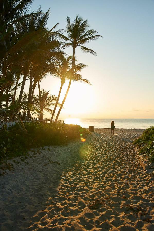 Apartment 3 Bedrooms Step From The Fort Lauderdale