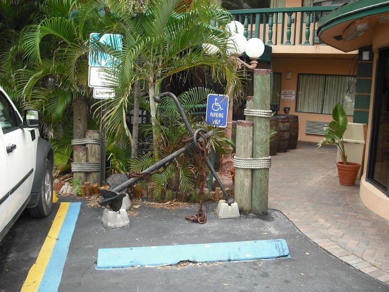 Ft. Lauderdale Hotel 3*