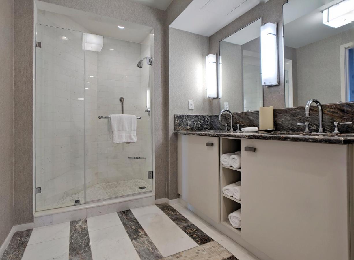 Luxury Lauderdale *