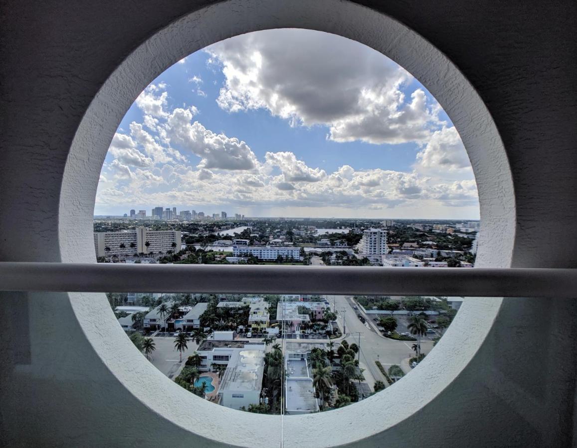Luxury Lauderdale *