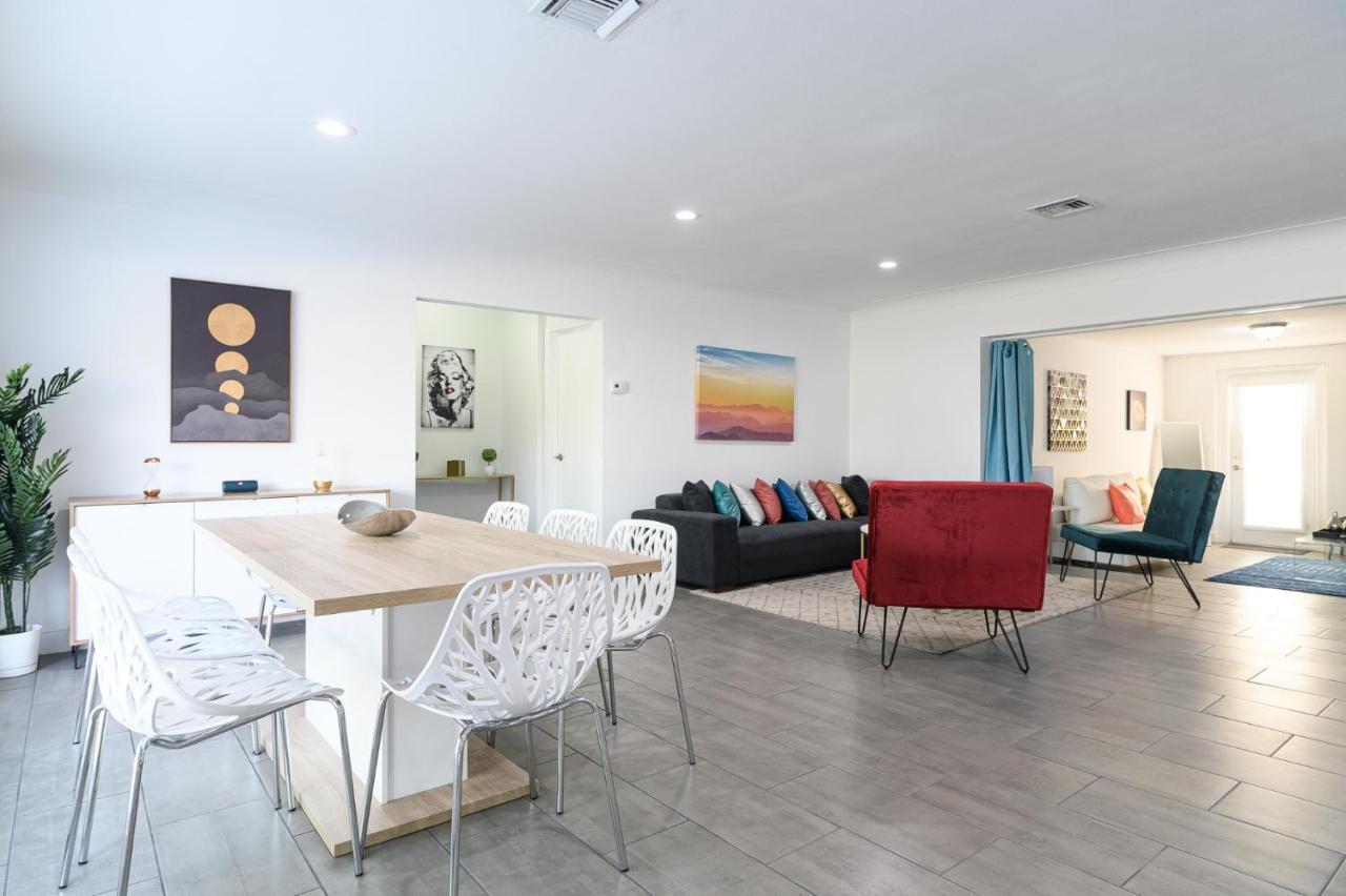 Luxury Casa 4 Bedrooms With Pool & Game 15 Mins To Ocean * Fort Lauderdale